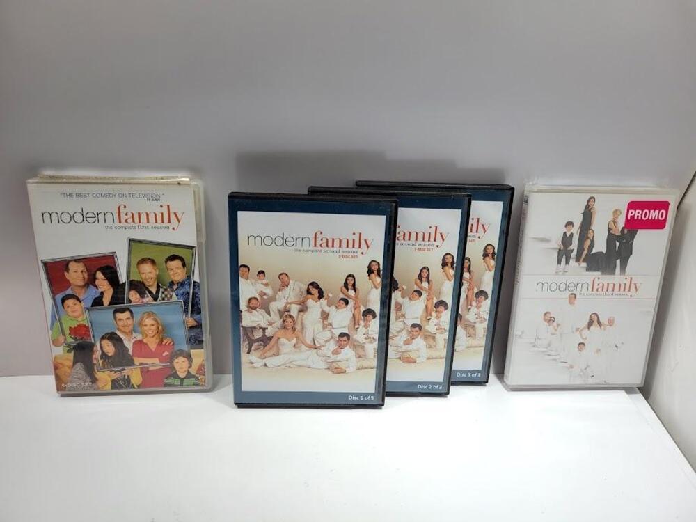 Modern Family Seasons 1-3 DVD Lot TV Comedy Sitcom 20th Century Fox Promo USA